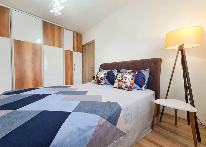 Square Apartments